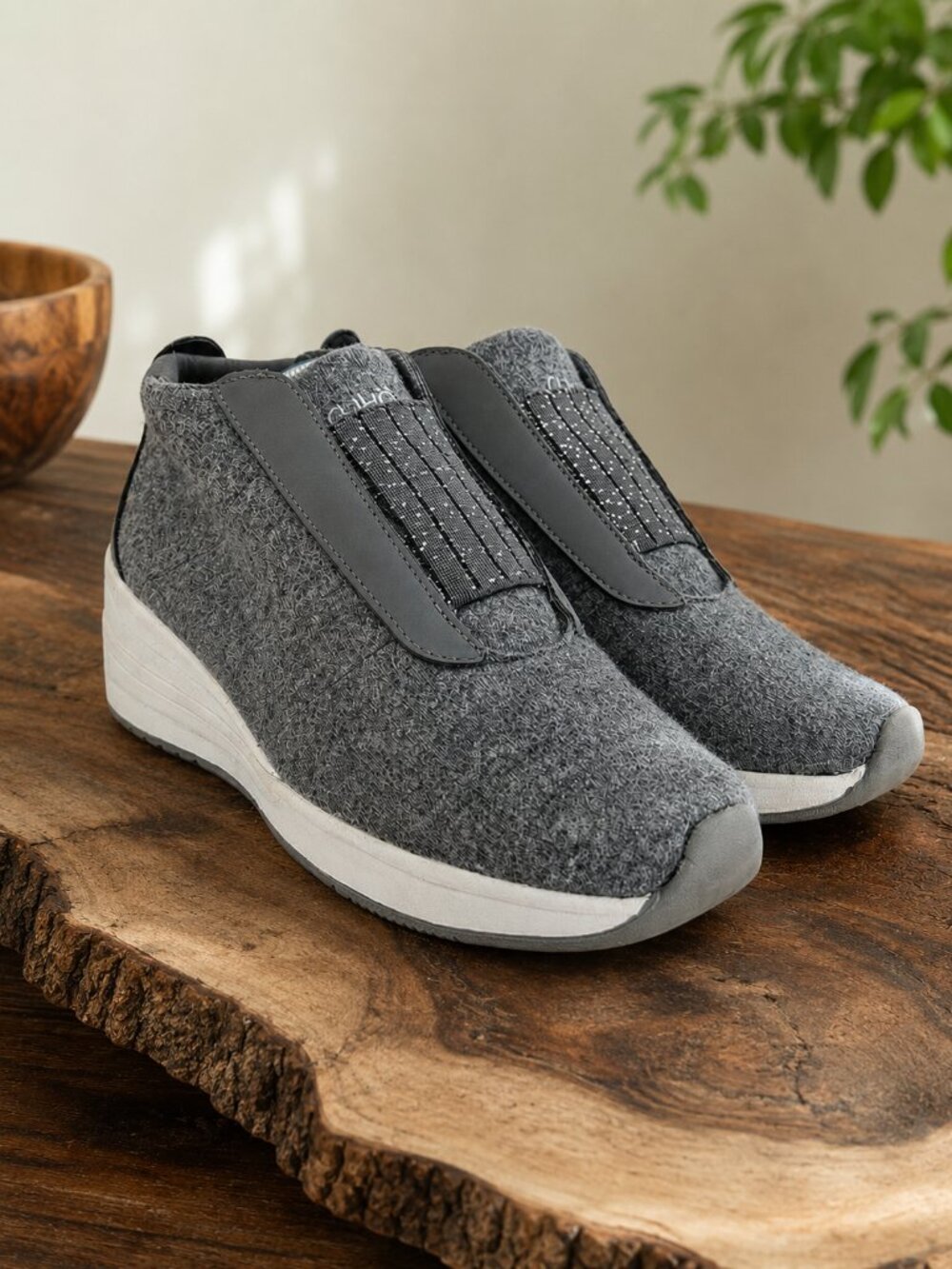 Ryka Gwyn Women's 8.5M Wedge Sneaker Gray Knit NWT NWB